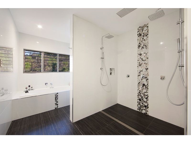 58 St Albans Road, Mount Louisa QLD 4814