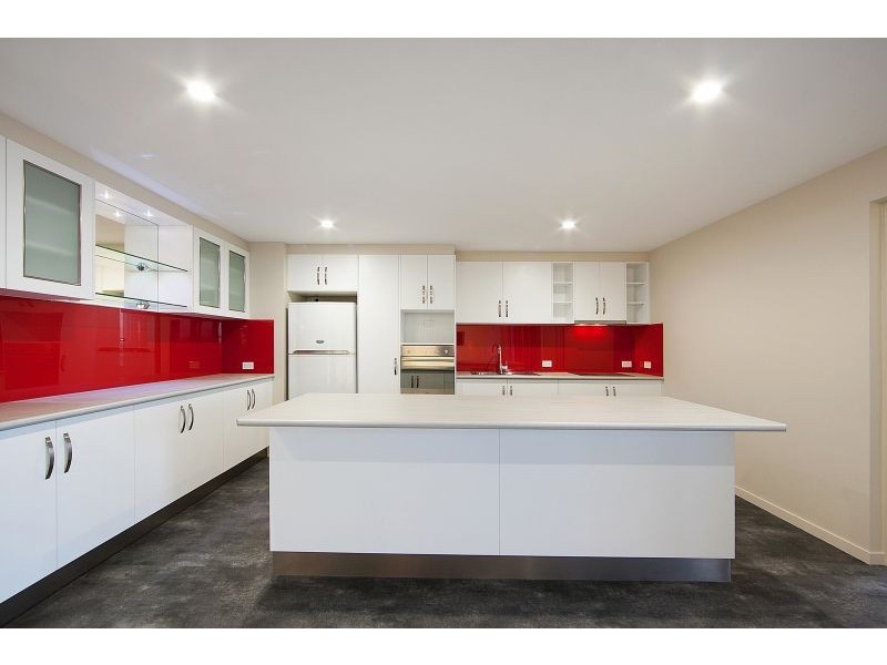 58 St Albans Road, Mount Louisa QLD 4814