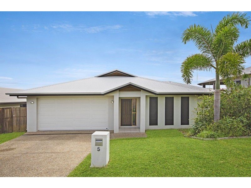 5 Platypus Street, Bushland Beach QLD 4818