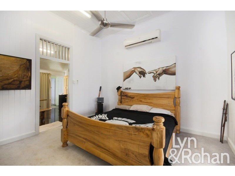 4 Soule Street, Hermit Park QLD 4812