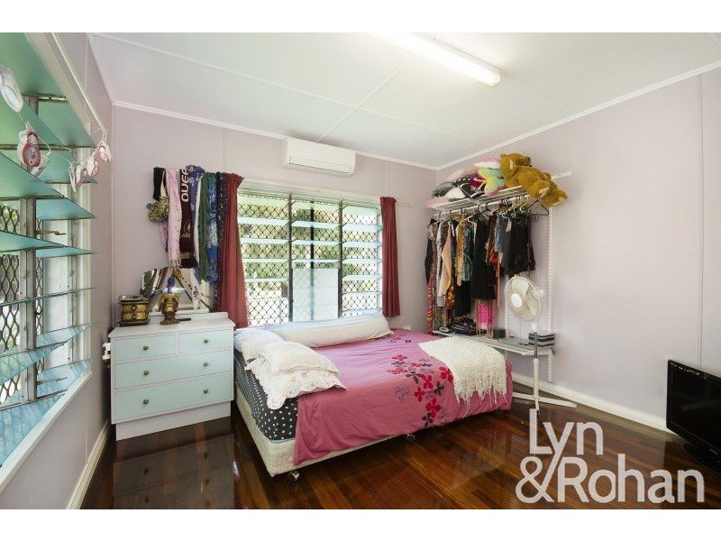 4 Soule Street, Hermit Park QLD 4812