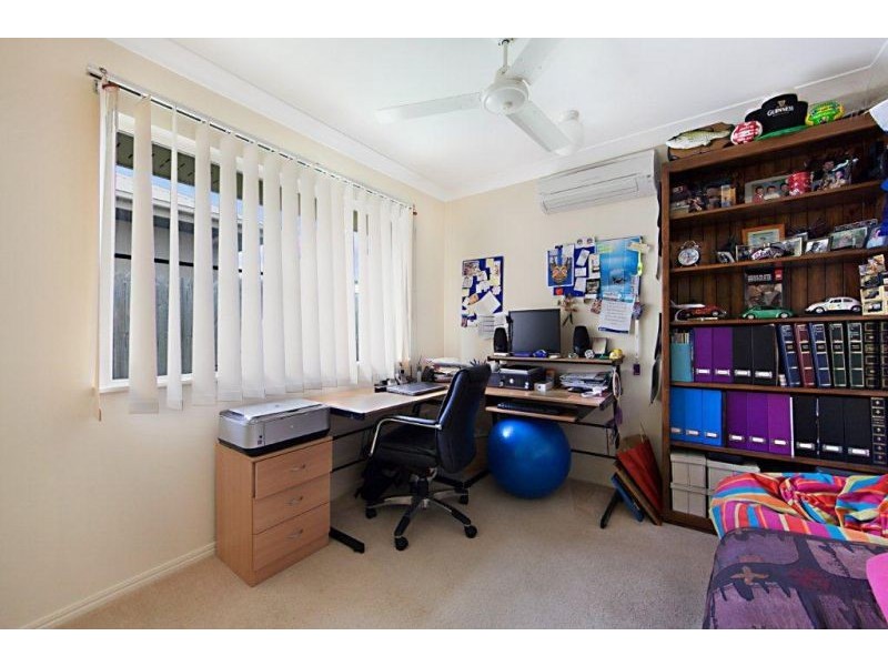 10 Hilton Way, Mount Louisa QLD 4814