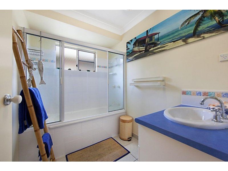 10 Hilton Way, Mount Louisa QLD 4814