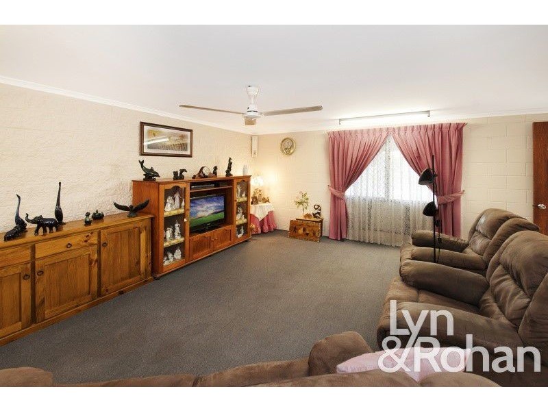 21 Julia Street, Kirwan QLD 4817