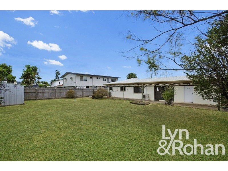 21 Julia Street, Kirwan QLD 4817