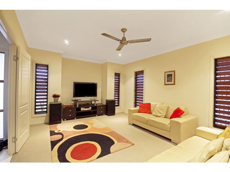 17 Waterstone Terrace, Idalia QLD 4811