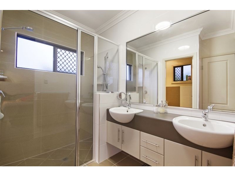 17 Waterstone Terrace, Idalia QLD 4811