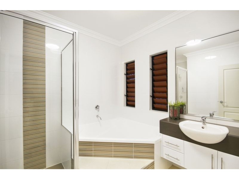 17 Waterstone Terrace, Idalia QLD 4811