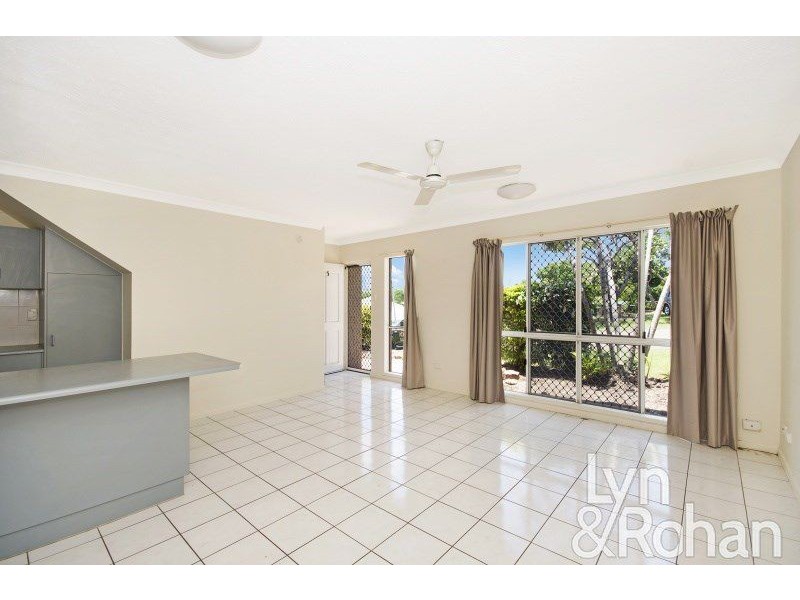 5/4 Stuart Street, North Ward QLD 4810