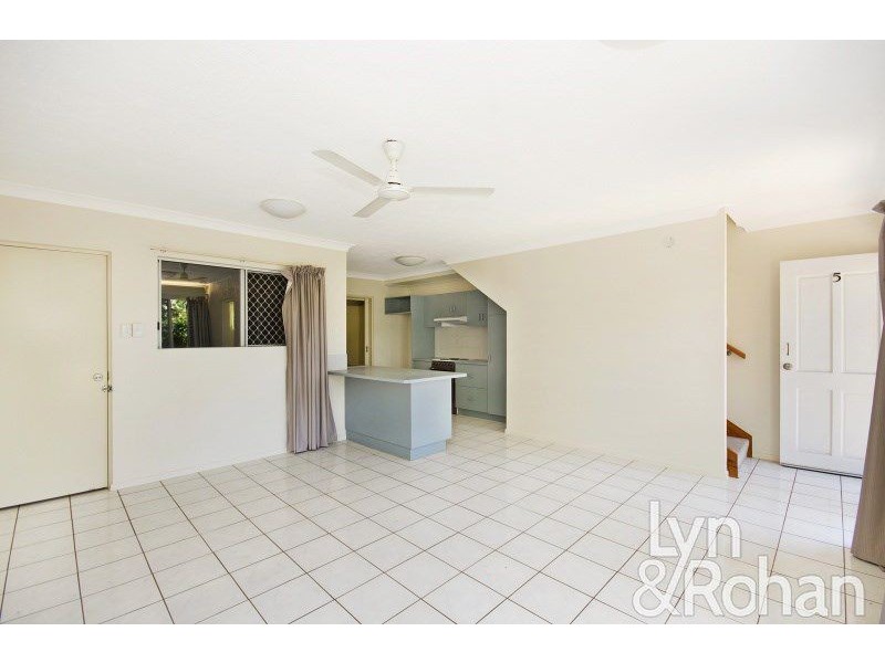 5/4 Stuart Street, North Ward QLD 4810