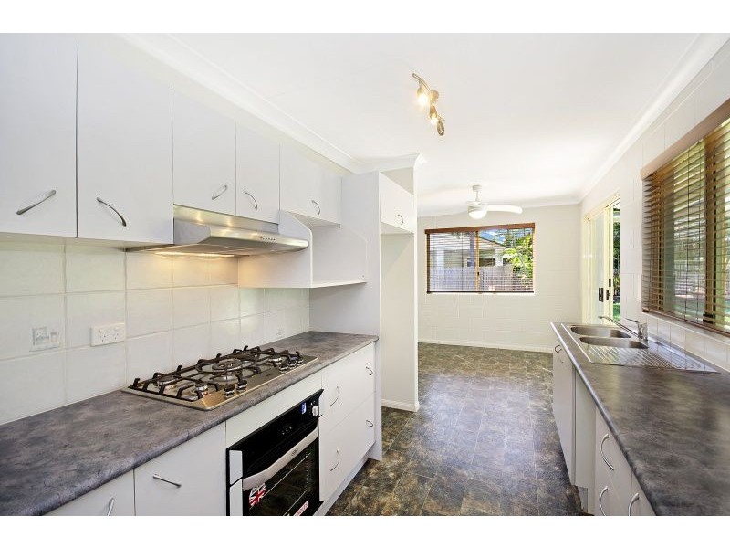 21 Joshua Crescent, Bushland Beach QLD 4818