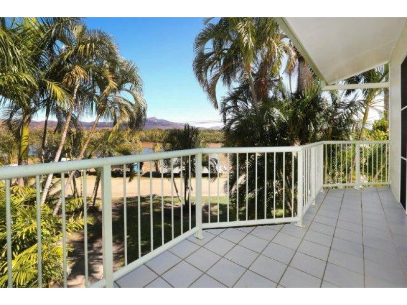 Railway Estate QLD 4810