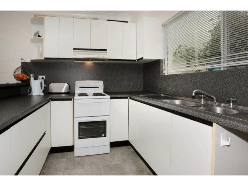 Railway Estate QLD 4810