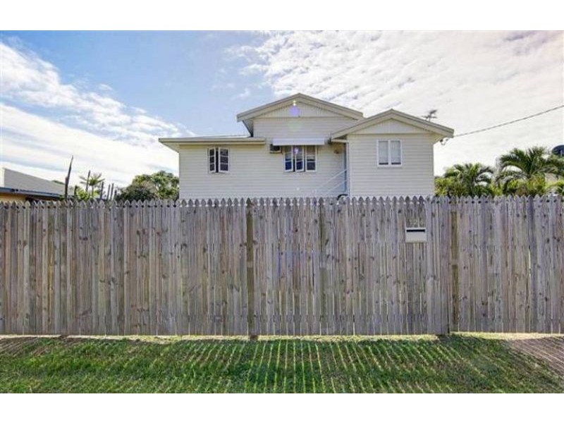 126 Howlett Street, Currajong QLD 4812