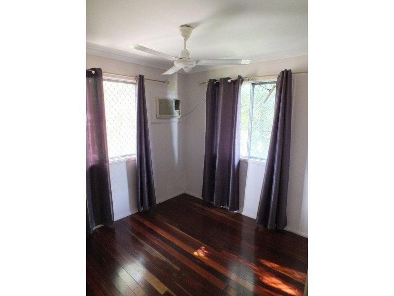 Railway Estate QLD 4810