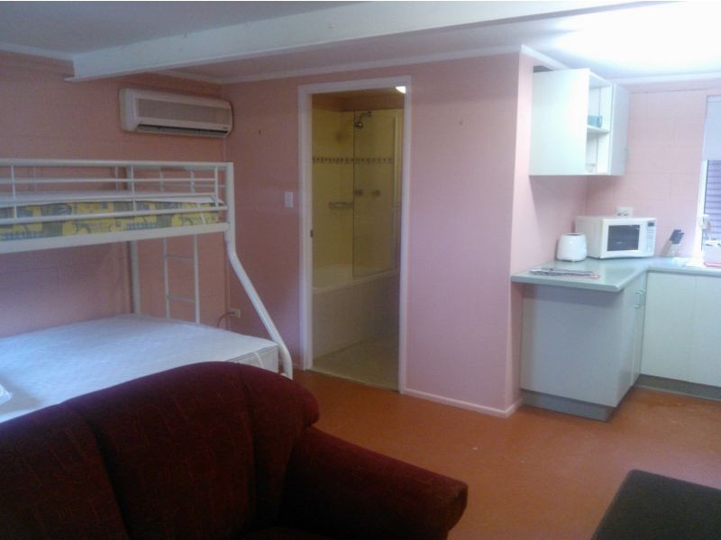 Railway Estate QLD 4810