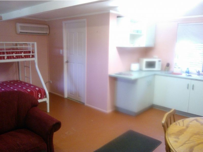 Railway Estate QLD 4810