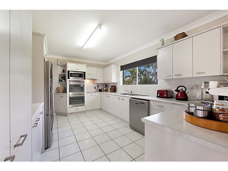 2 St Michael Court, Rangewood QLD 4817