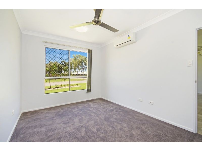 1a Alba Court, Bushland Beach QLD 4818