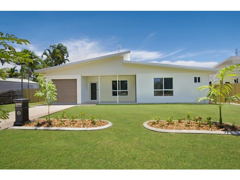 1b Alba Court, Bushland Beach QLD 4818