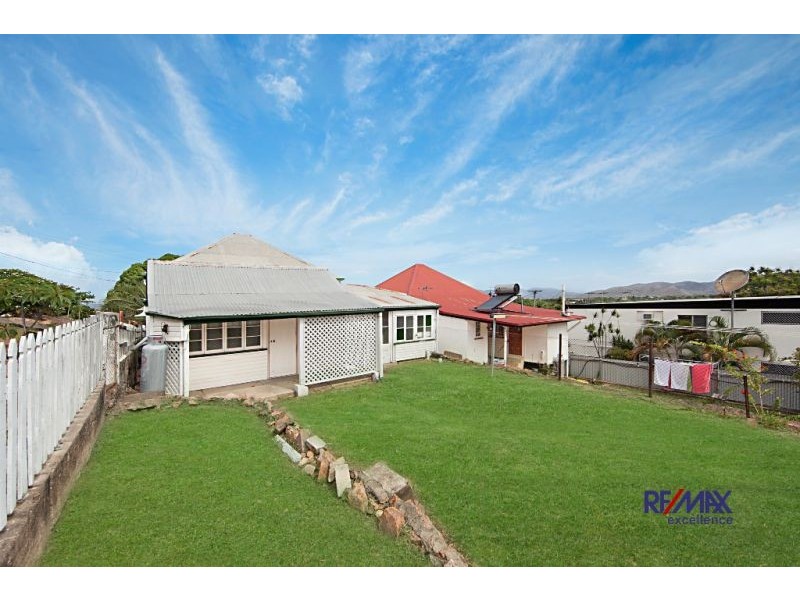 24 Maryvale Street, West End QLD 4810