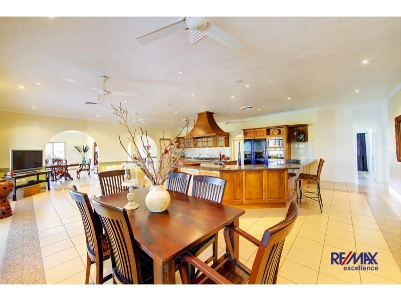 4 Florentor Court, Condon QLD 4815