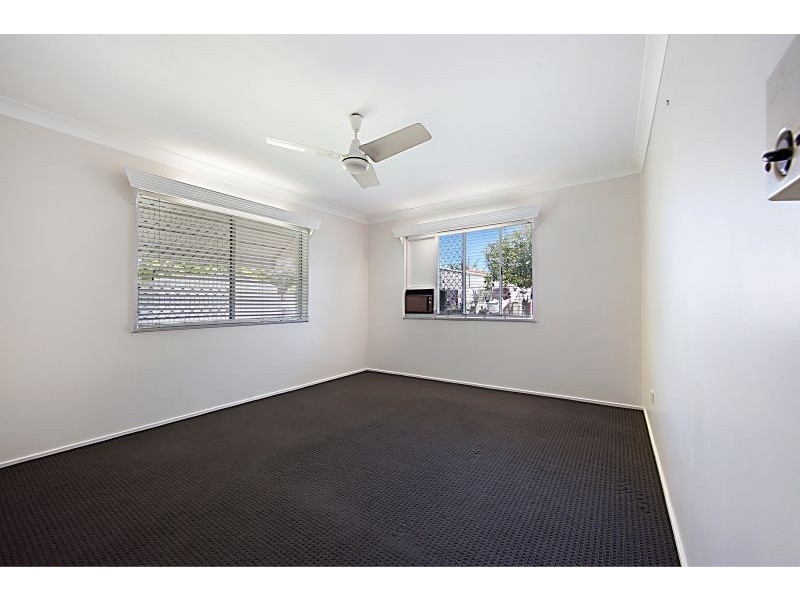 17 Pine Street, Kirwan QLD 4817