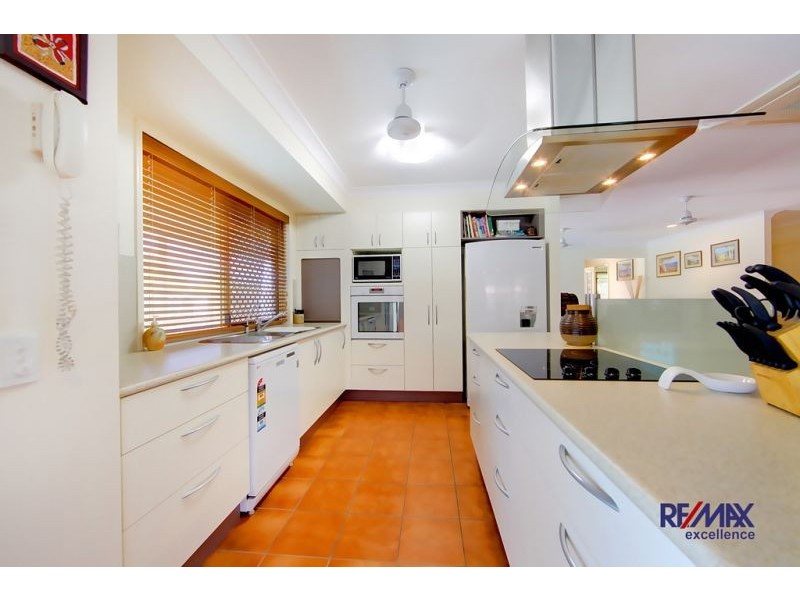 2 Finlay Court, Kirwan QLD 4817