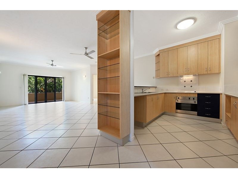 18 Sir Leslie Thiess Drive, Townsville City QLD 4810