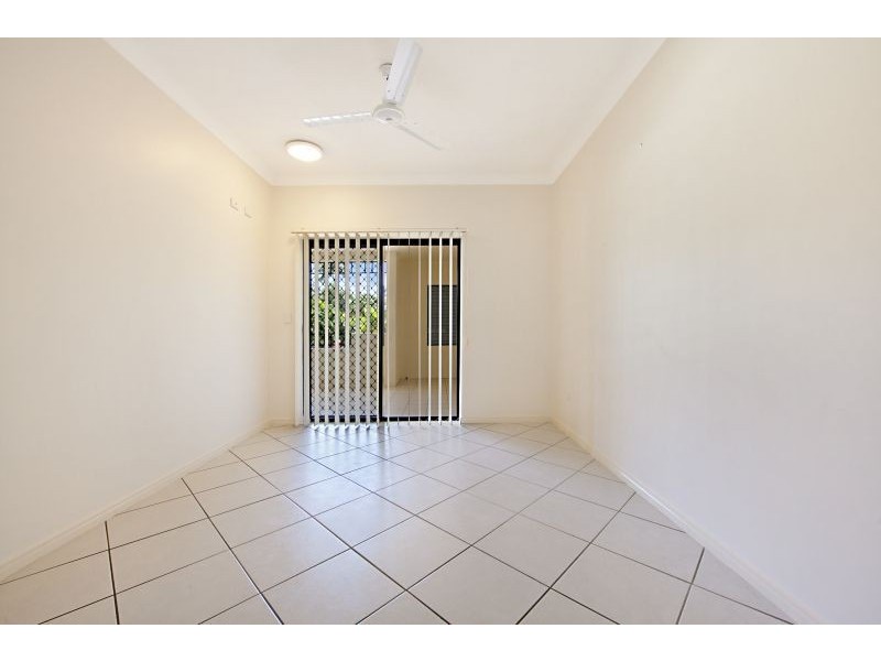 18 Sir Leslie Thiess Drive, Townsville City QLD 4810