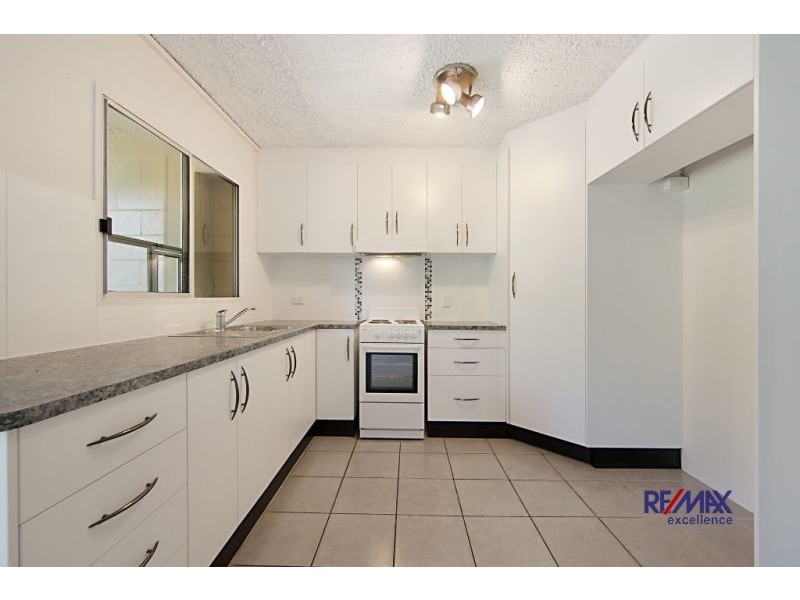 8/1 Burke, North Ward QLD 4810