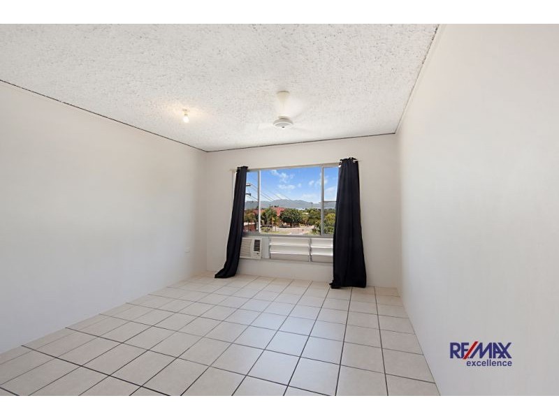 8/1 Burke, North Ward QLD 4810