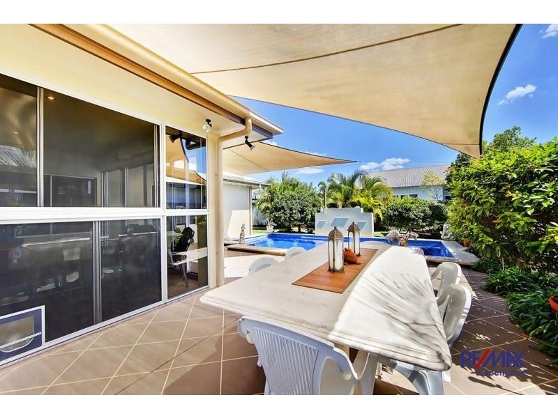 9 Waterfront Parade, Idalia QLD 4811