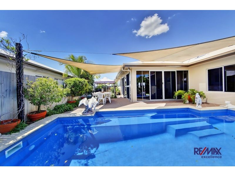 9 Waterfront Parade, Idalia QLD 4811