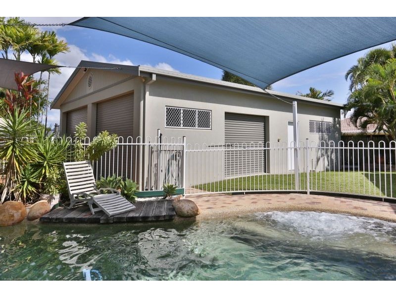 9 Crispin Court, Kirwan QLD 4817