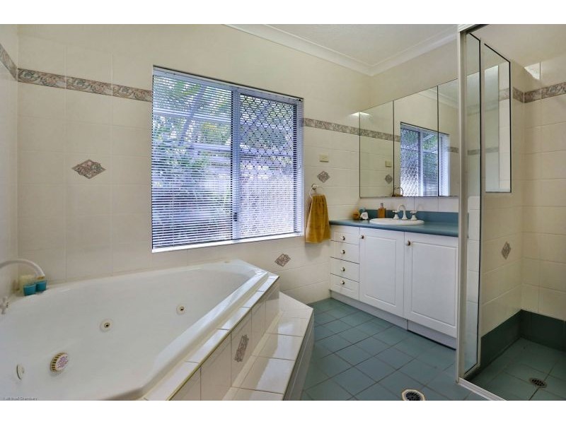 9 Crispin Court, Kirwan QLD 4817