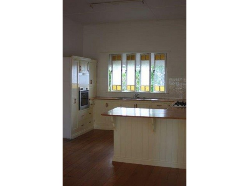 26 Nelson Street, South Townsville QLD 4810