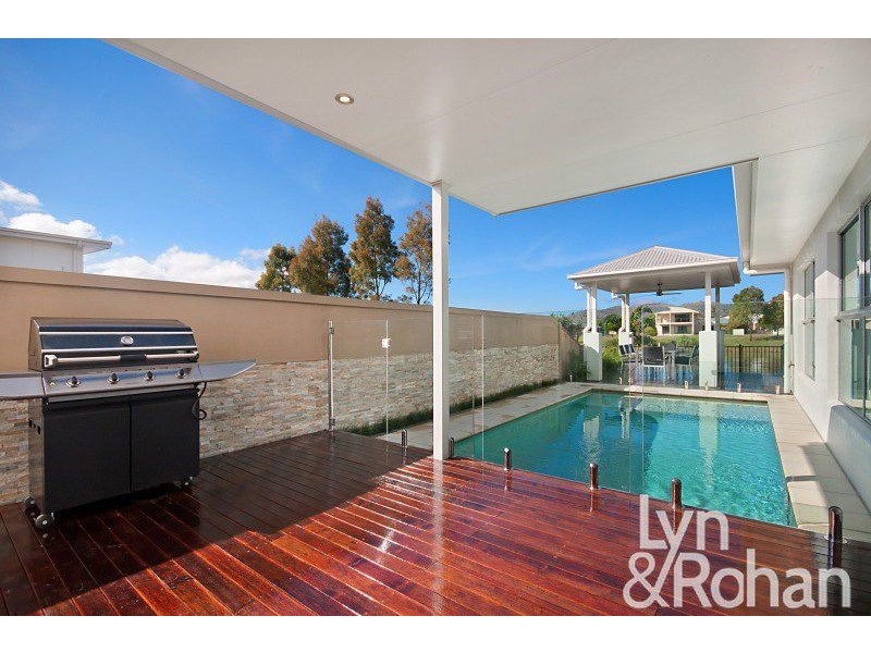 3a Edgewater Court, Idalia QLD 4811