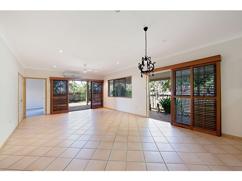 11 Tango Court, Kirwan QLD 4817