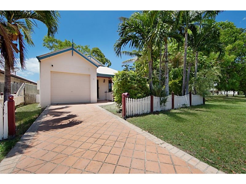 11 Tango Court, Kirwan QLD 4817