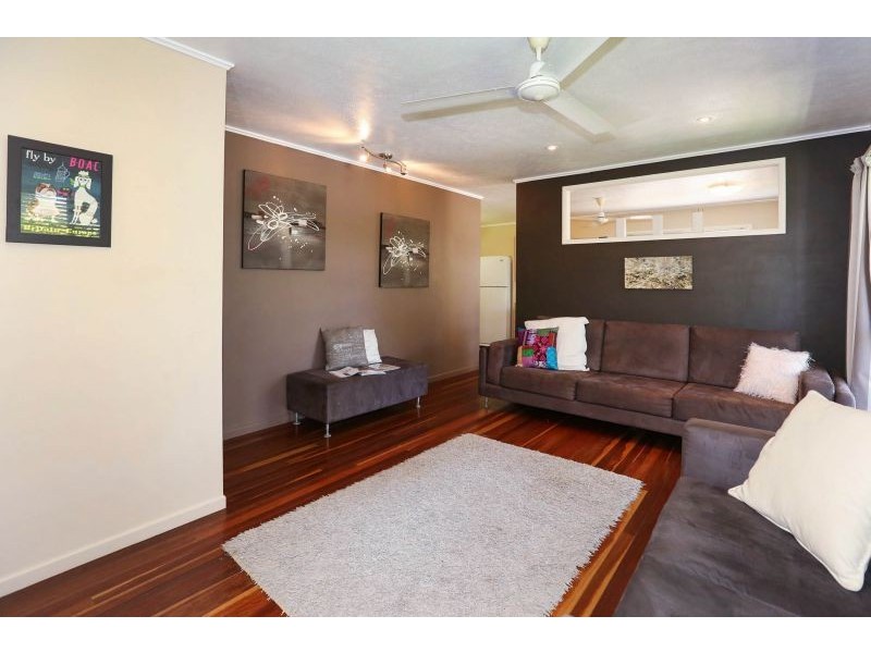 9 Granados Street, Kirwan QLD 4817