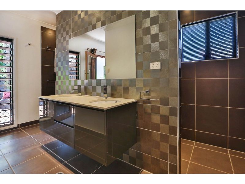 5 Sunrise Pocket, Idalia QLD 4811