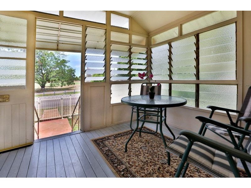 53 Quinn Street, Rosslea QLD 4812