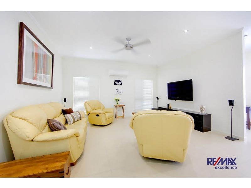 18 Strathburn Street, Mount Louisa QLD 4814