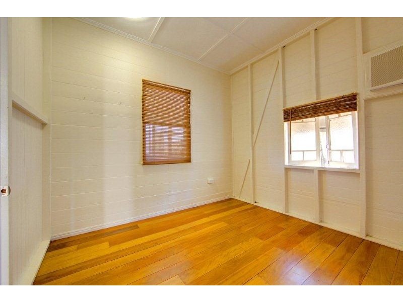 Railway Estate QLD 4810