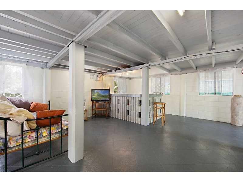 34 Stanton Street, Belgian Gardens QLD 4810