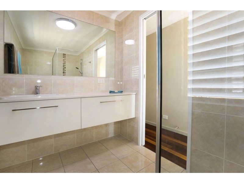 33 Rose Street, North Ward QLD 4810