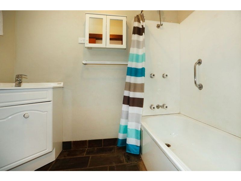73 The Esplanade, Toolakea QLD 4818