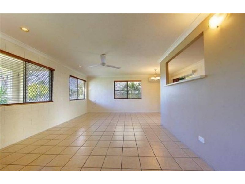 6 Prairie Street, Kirwan QLD 4817