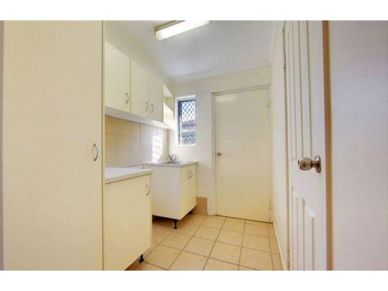 6 Prairie Street, Kirwan QLD 4817